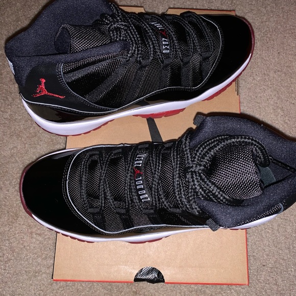NIB Air Jordan Retro 11 “Bred” size - 7Y - Picture 2 of 6